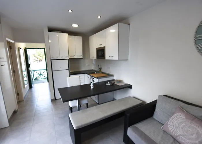 Book Jet - Ursula Κόστα Κάλμα