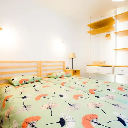 Book Jet - Ursula Apartment